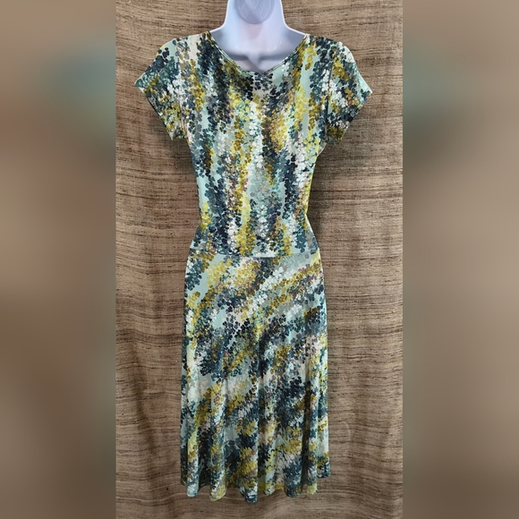 Salaam Midi Dress Green Blue Short Sleeve Midi Size Medium - Picture 3 of 10